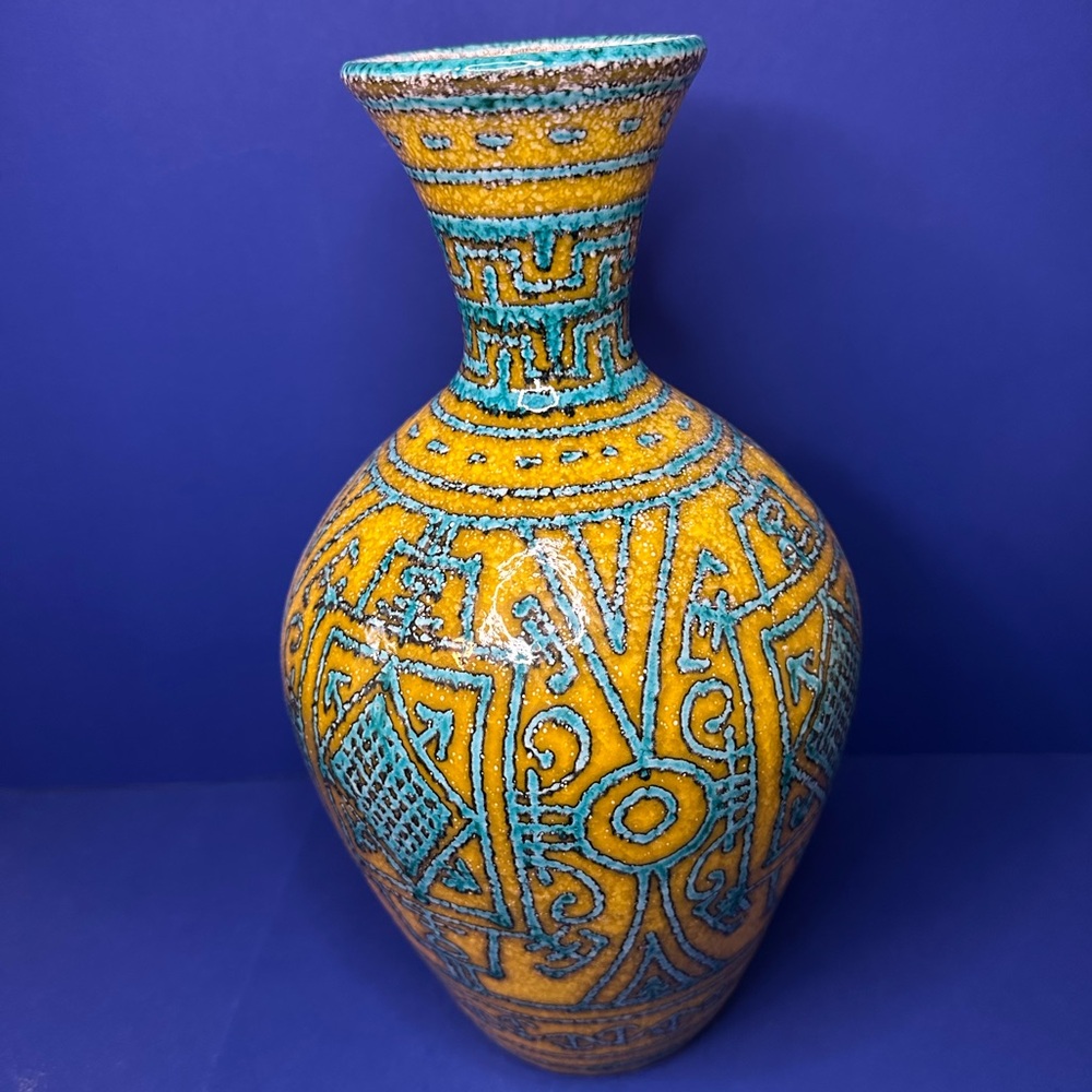 Mid Century Mancioli Yellow Green Italian Vase